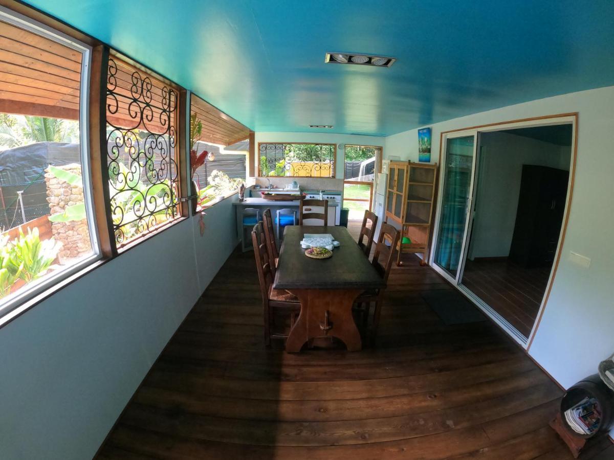 Fare Honu Cook'S Bay Moorea Exterior photo